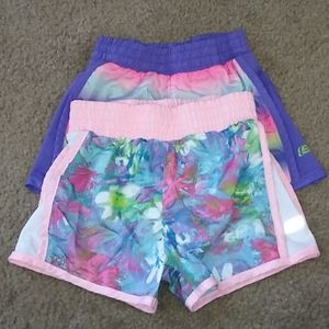 2 Active wear shorts 5t